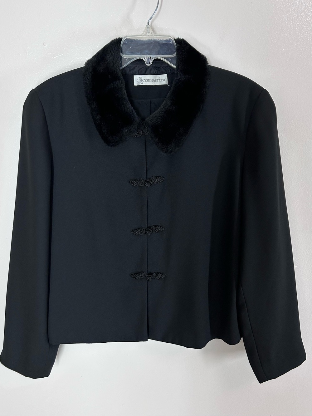 VTG Ilyse Hart Ltd Black Frog Closure Jacket Faux Fur Collar No size tag M/L